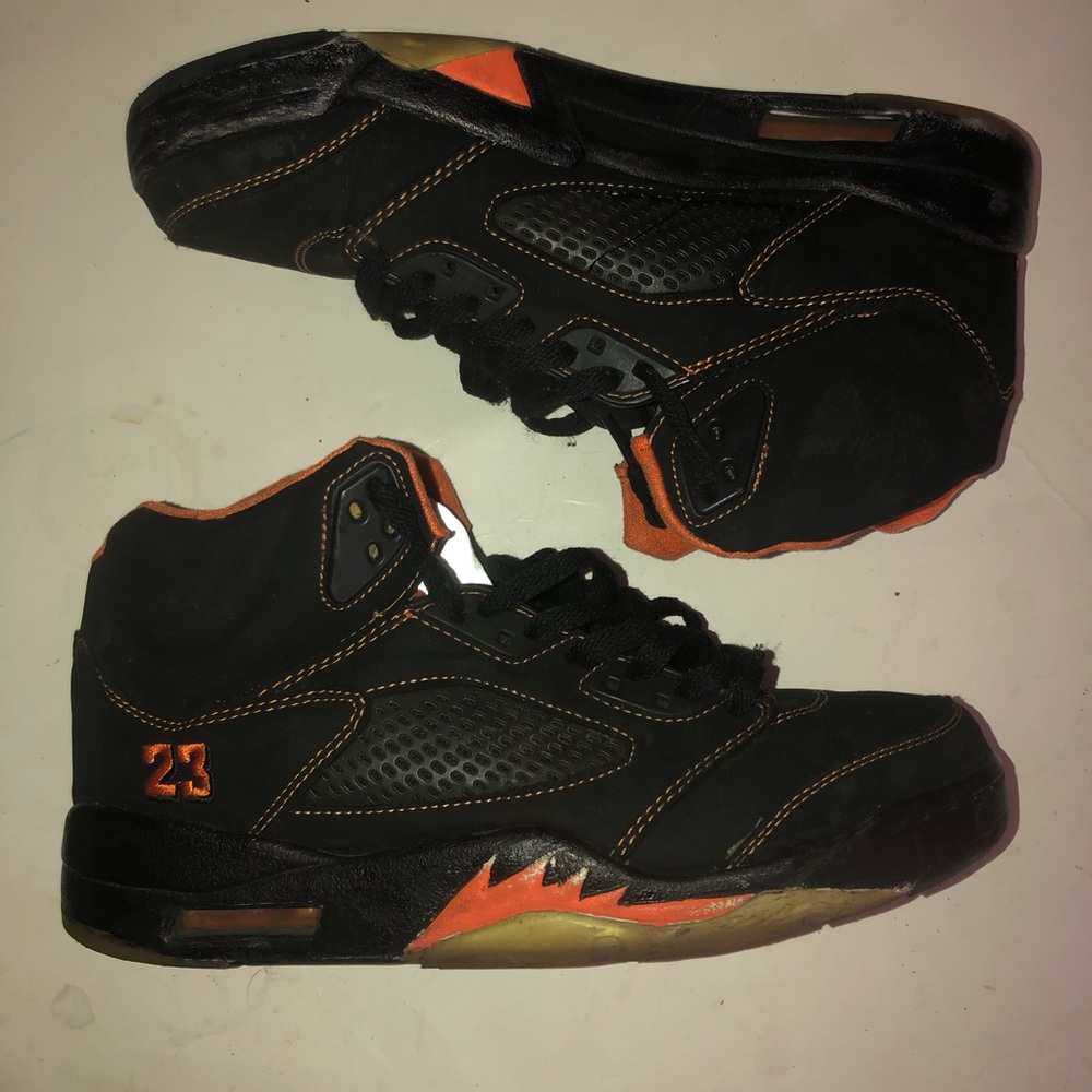Jordan 5 Halloween colorway